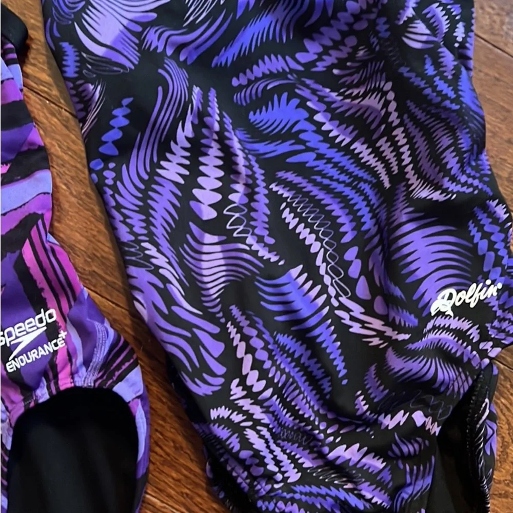 Two purple competitive swimsuits (size 28) - Picture 3 of 8